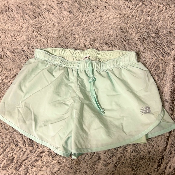 Mint green New Balance shorts - Picture 1 of 2